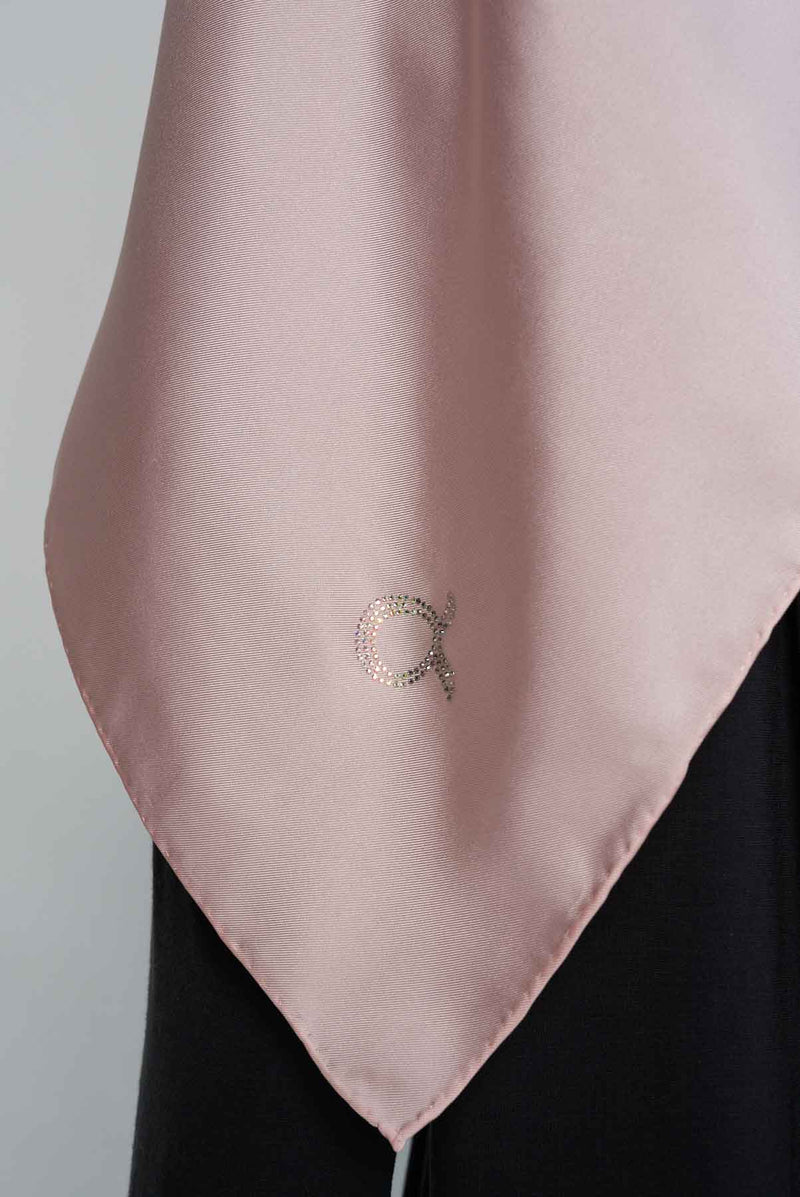 text -- shimmering ladylike pink