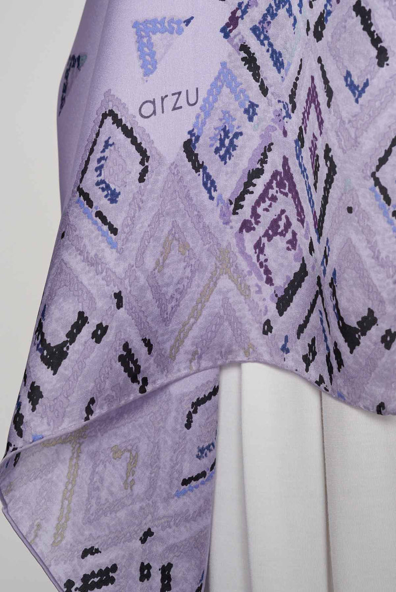 text -- diamond lavender