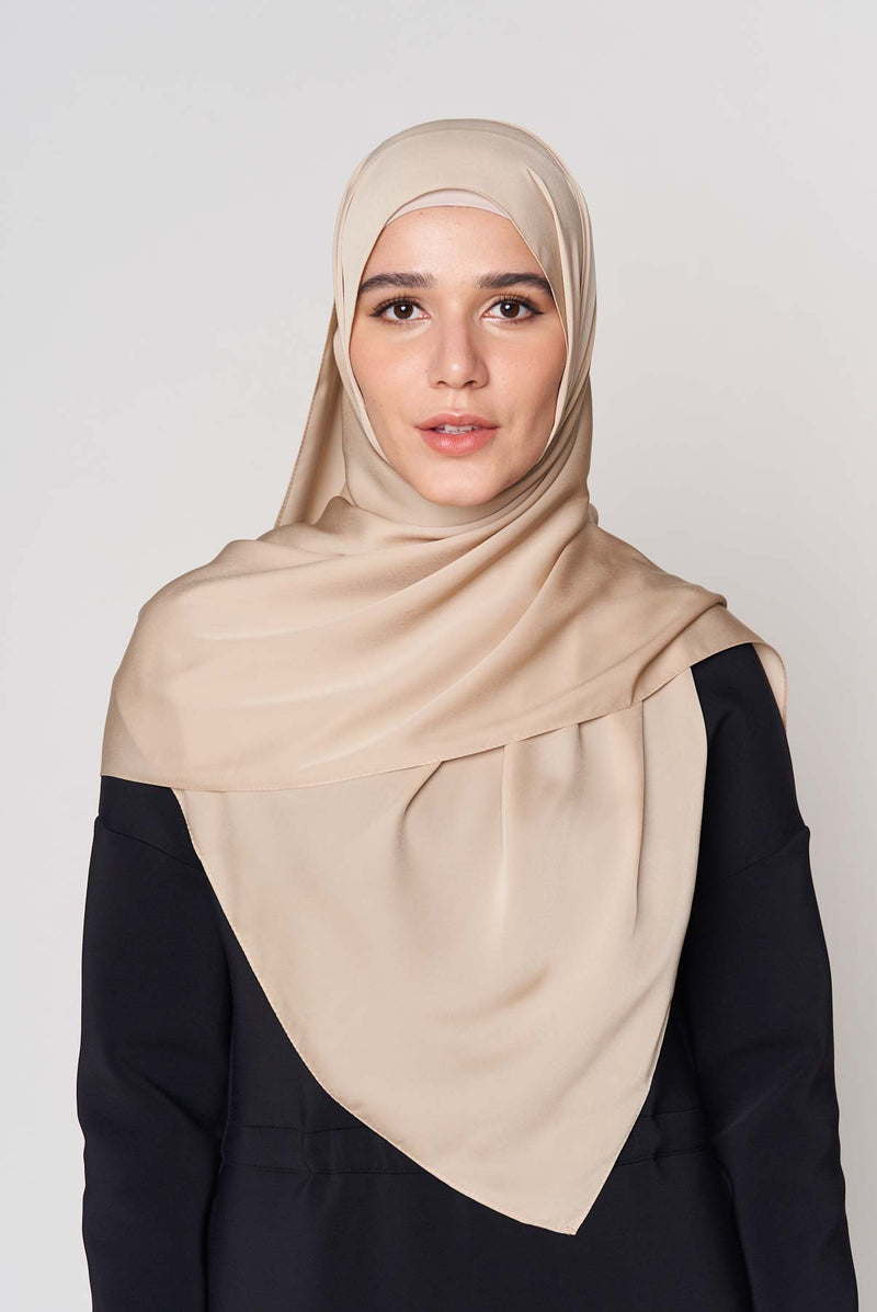 text -- plaintastic taupe
