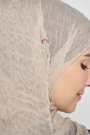 text -- wool etoupe