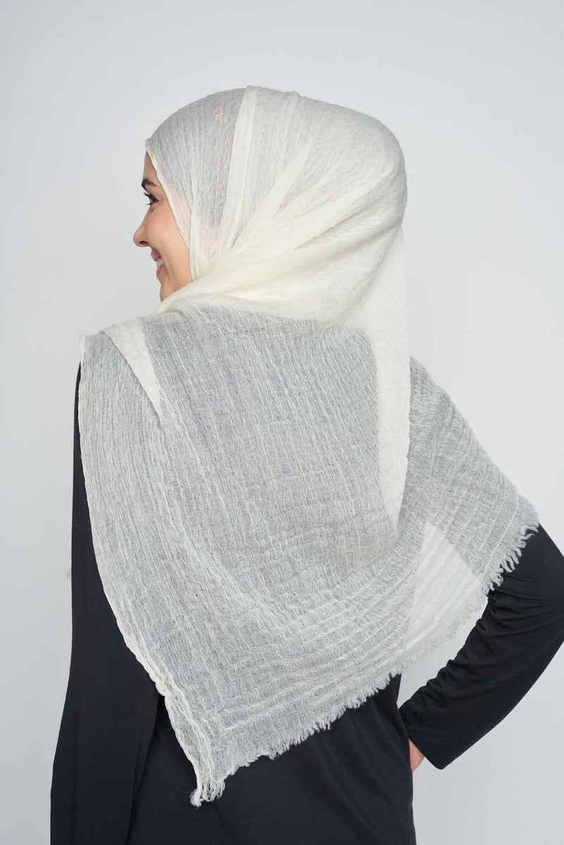 text -- wool white