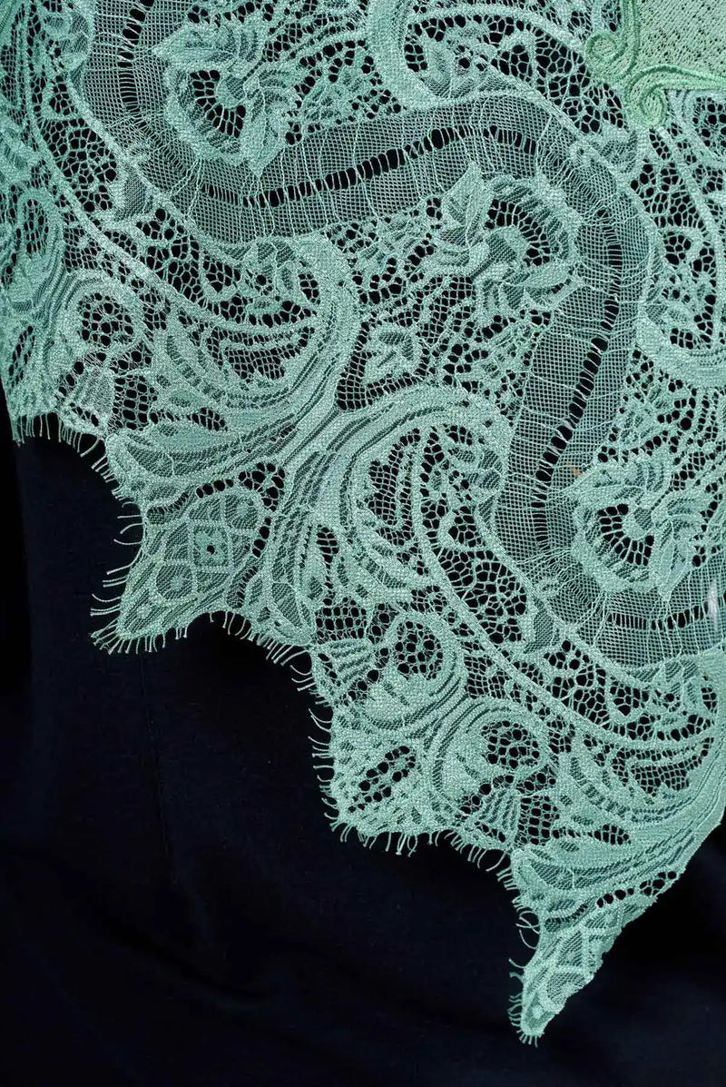 text -- textured forest green