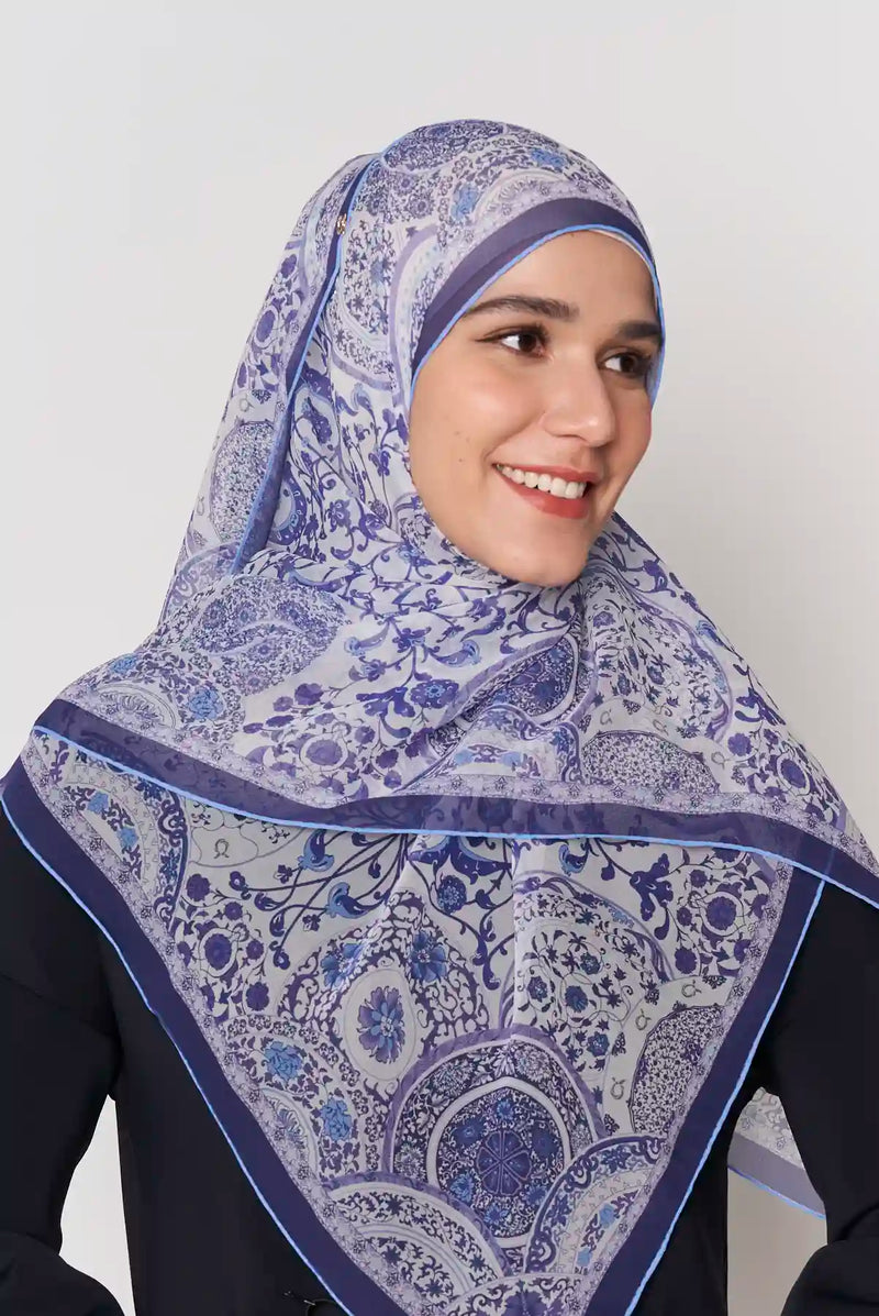 text -- blossom turkish tile