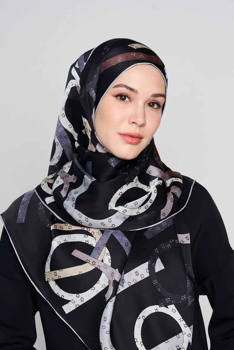 the signature scarf CREPE SATIN SILK