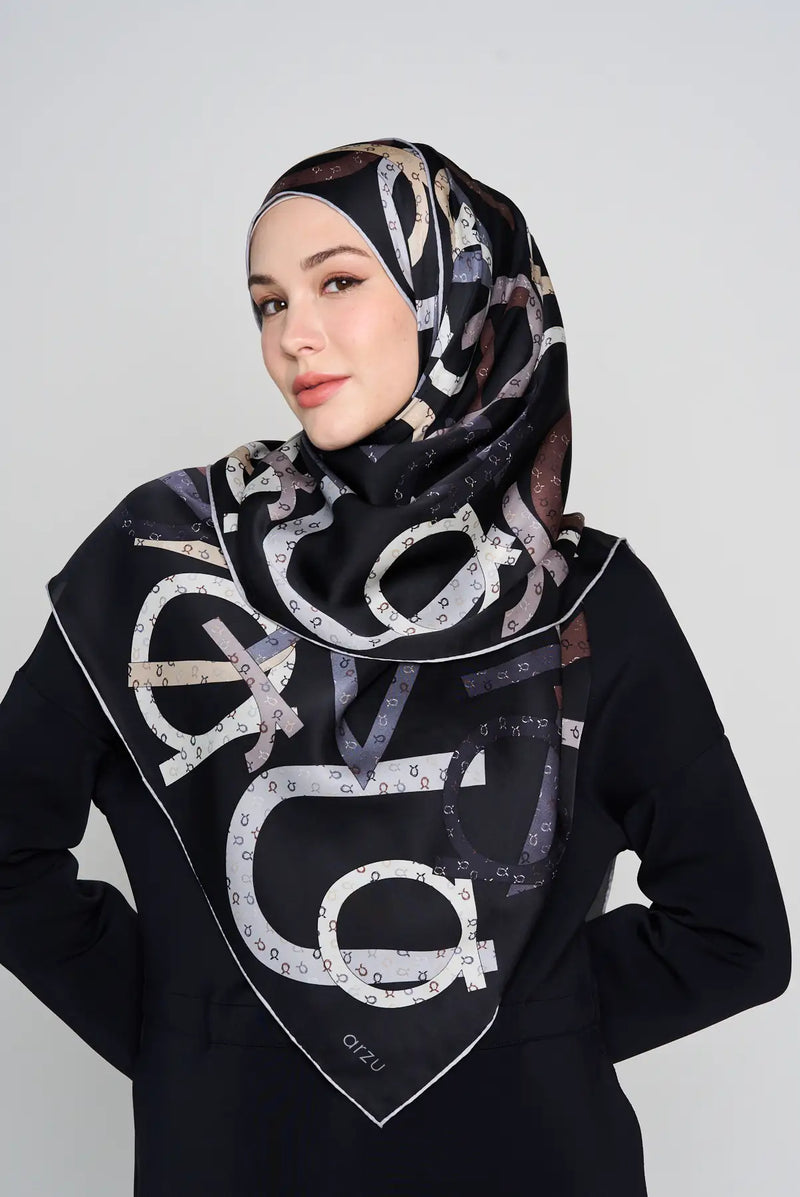 the signature scarf CREPE SATIN SILK