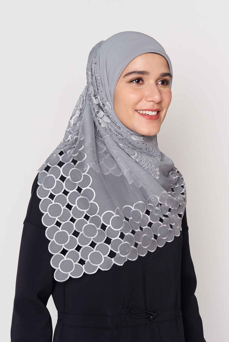beaded bliss square CREPE SILK Large