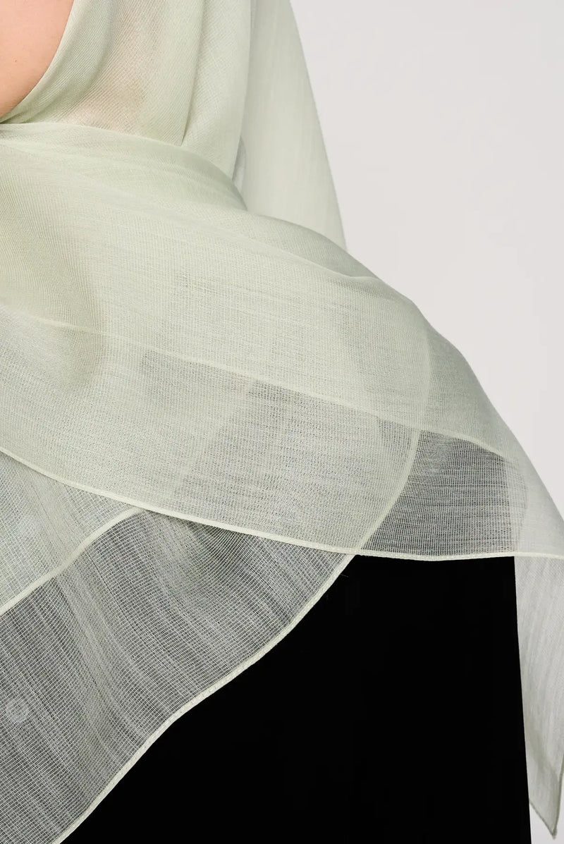 text -- cashmere van cleef green