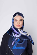 the signature square TWILL SILK Medium