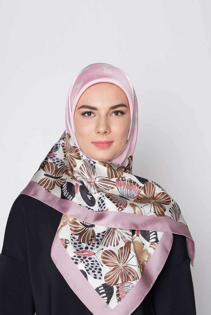 butterfly kisses square TWILL SILK Medium