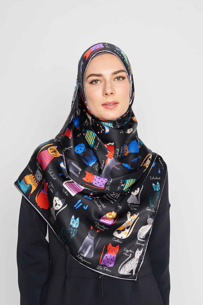 text -- cats multi black