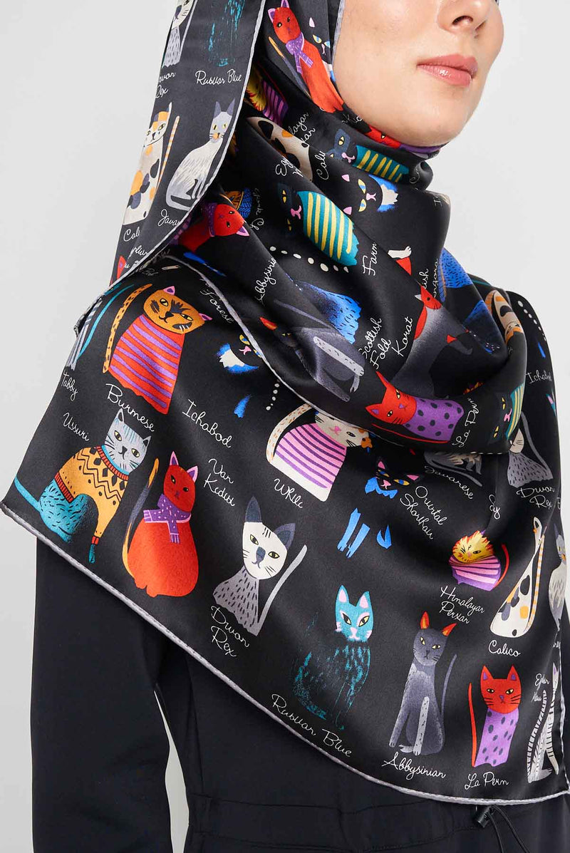 text -- cats multi black