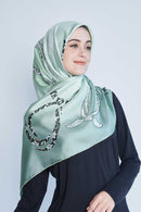 text -- arzu knot green