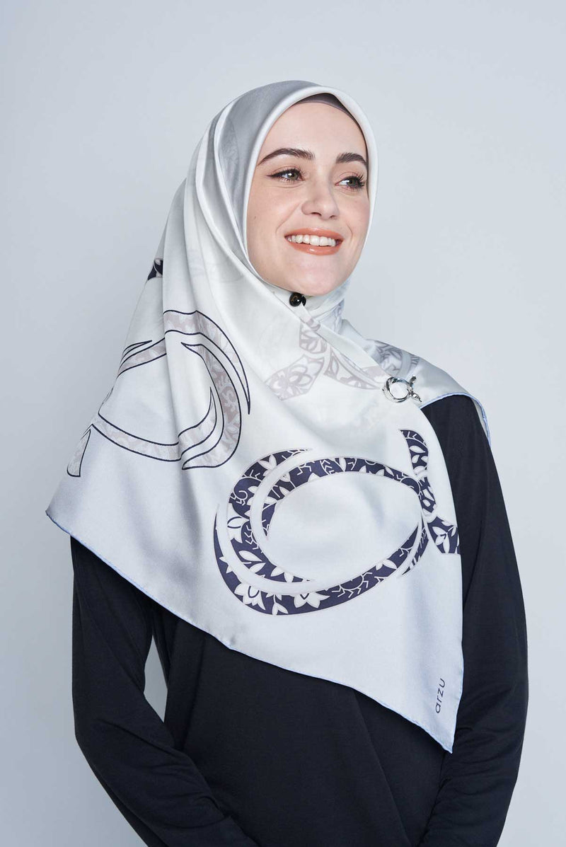 text -- arzu knot ice