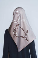 text -- arzu knot etoupe