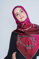 text -- arzu knot magenta