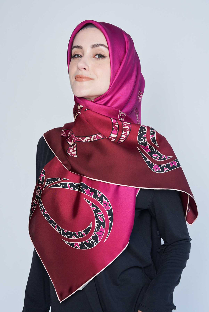 text -- arzu knot magenta