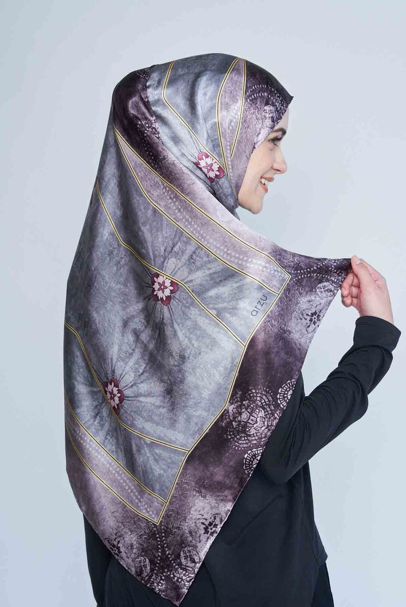 text -- fun and floral mauve