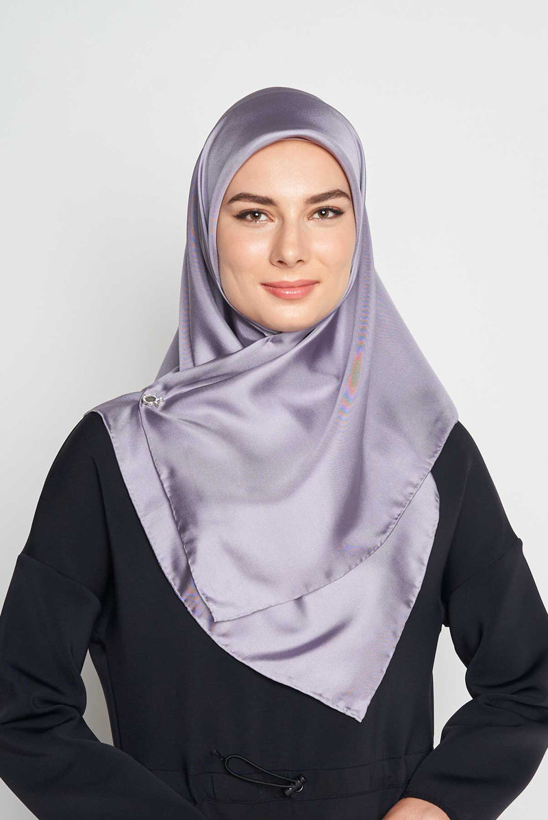 text -- shimmering lavender