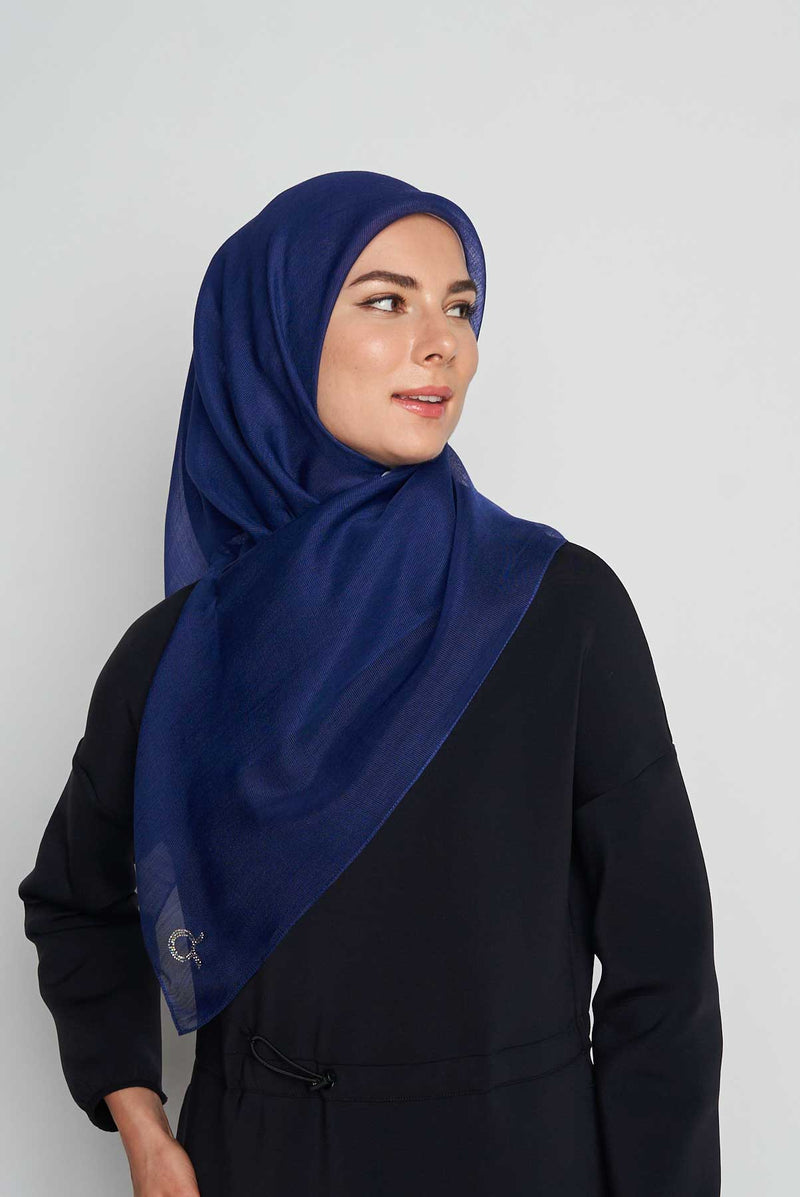 text -- cashmere navy
