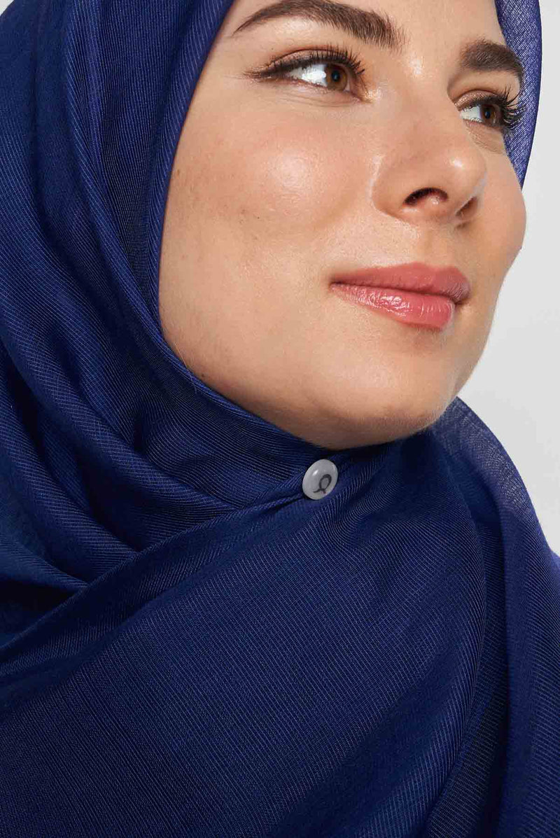text -- cashmere navy