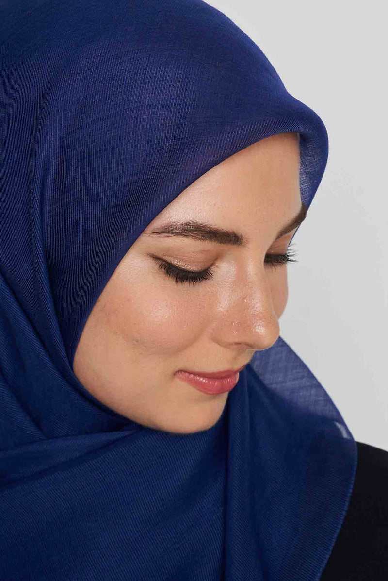 text -- cashmere navy