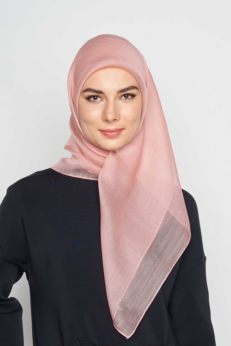 text -- cashmere dry rose