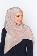text -- lustre hazelnut
