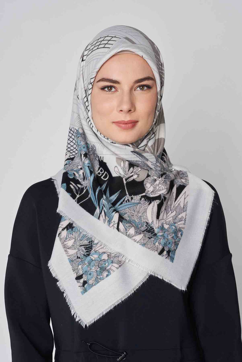 text -- modern floral white