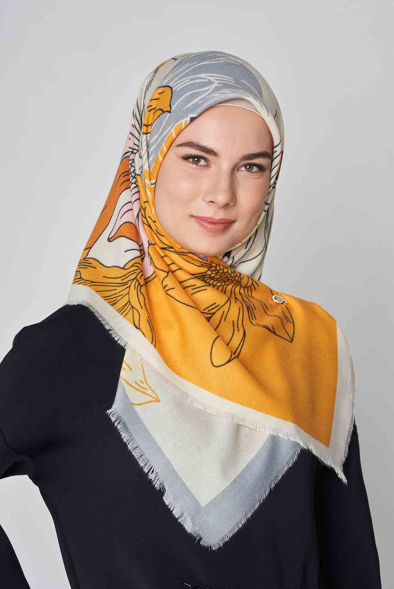 text -- abstract floral yellow