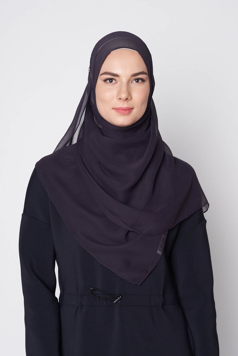 text -- crepe silk raisin