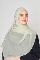 text -- crepe silk van cleef green