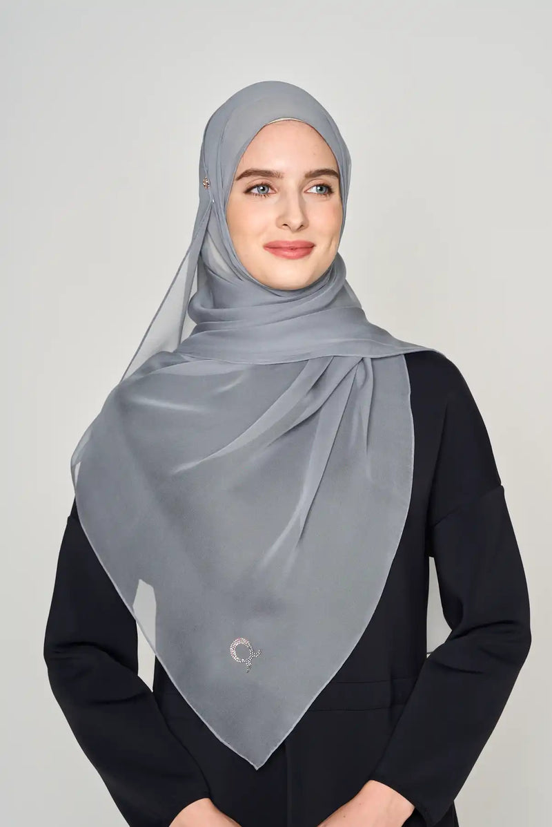 text -- crepe silk platinum grey