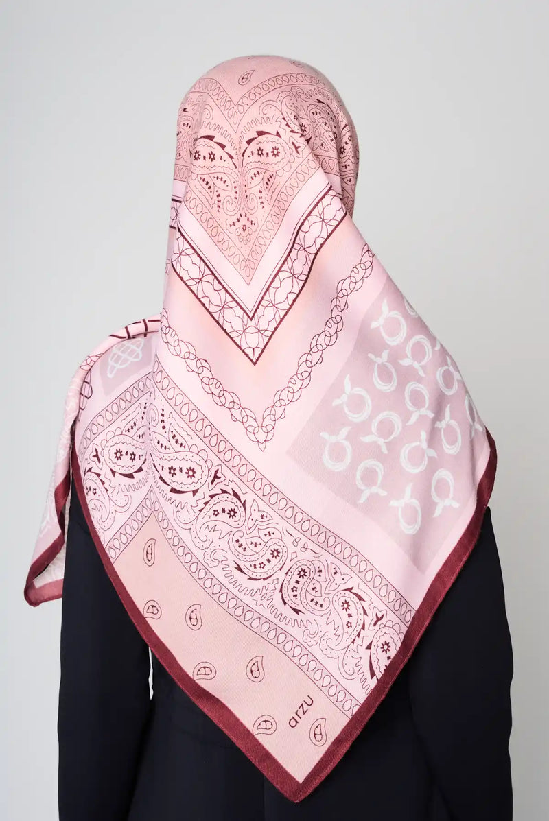 text -- paisley rosey mauve