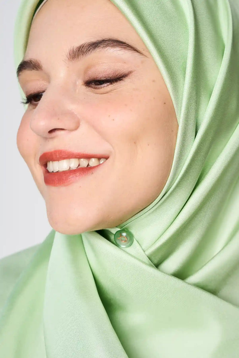 text -- shimmering frosted green