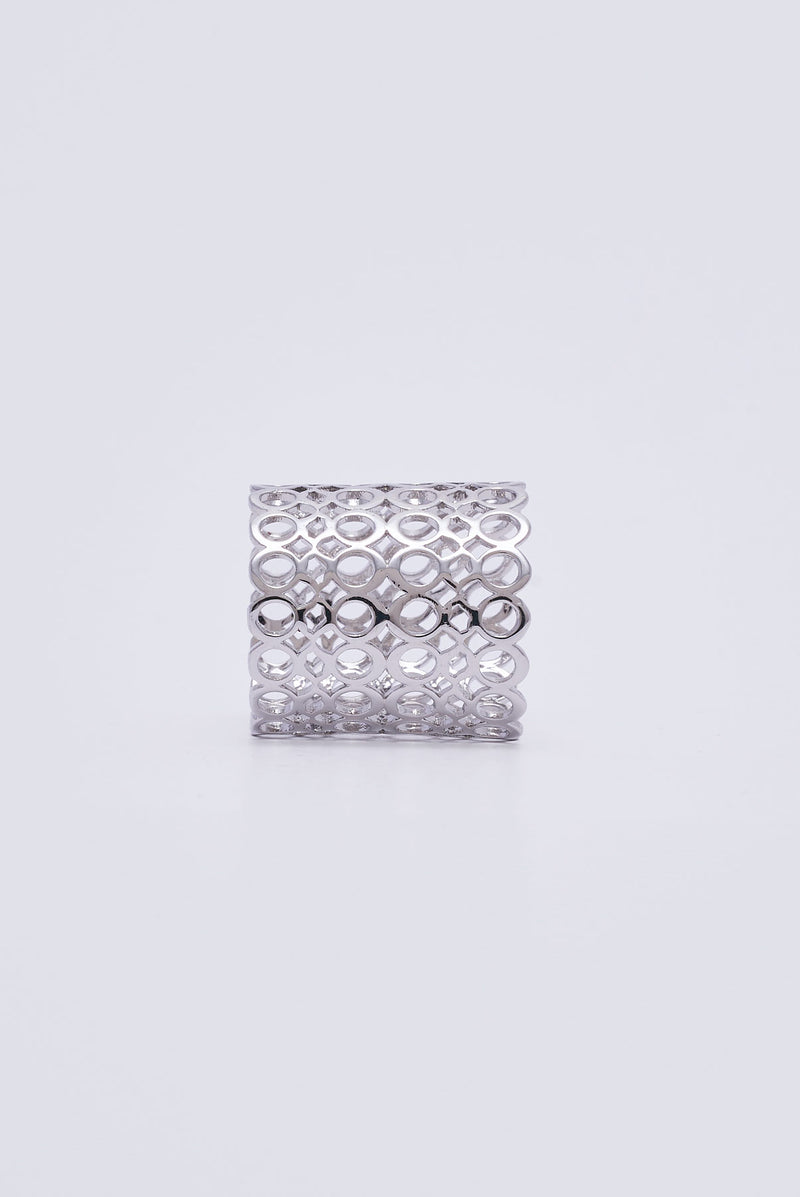 text -- silver ring