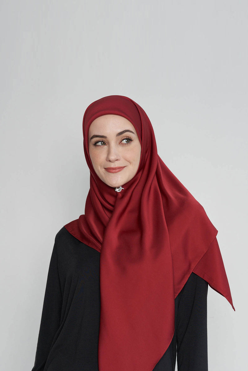 plaintastic mute satin square Large No-Silk Silk™ Italian Stitch hem