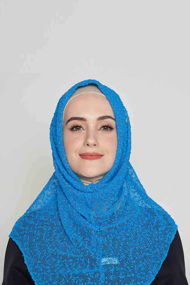 the knitted instant scarf