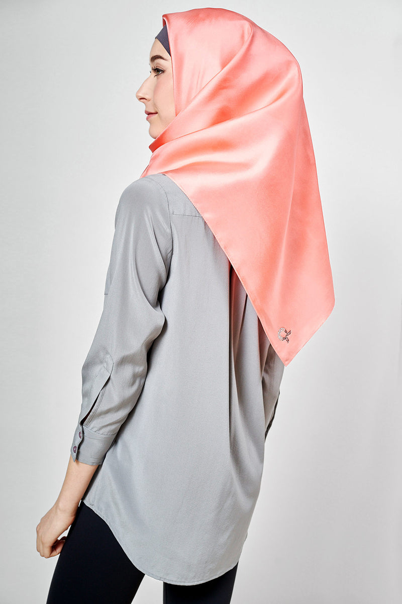 text -- shimmering lush peach