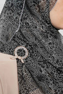 text -- jewel black pearl