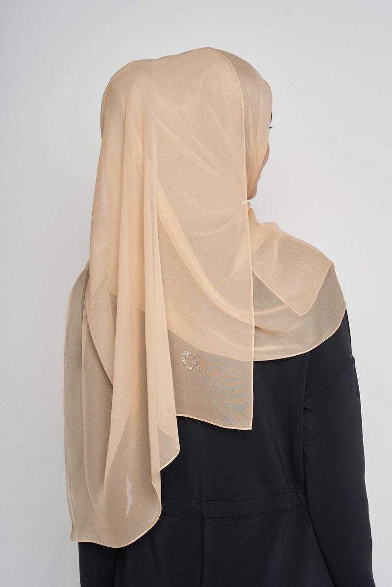 text -- crepe silk charming beige