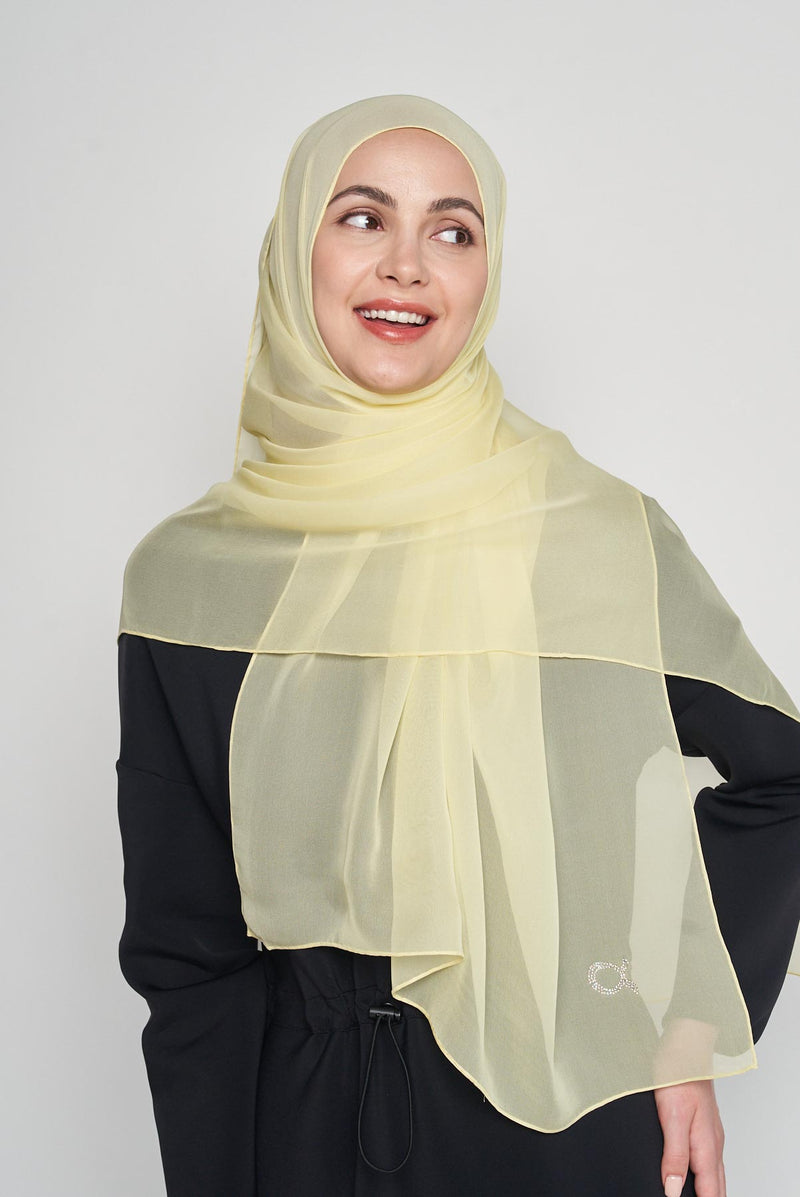 text -- crepe silk lemon