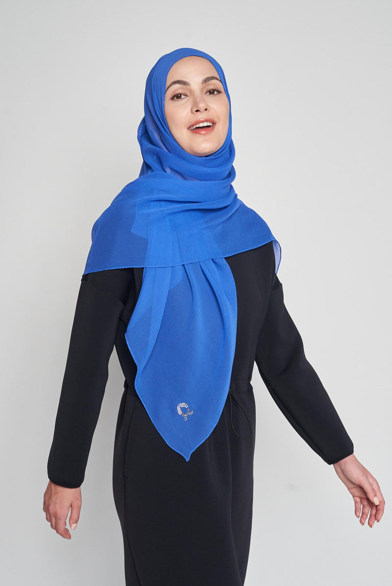 text -- crepe silk jet set blue