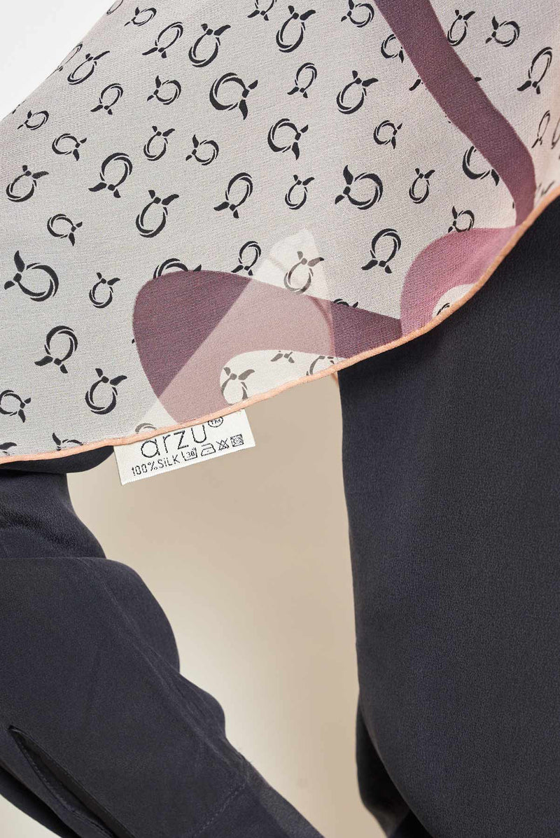 text -- amotion rose mauve