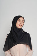 the good wrinkles square SILKOT Large hand-rolled hem
