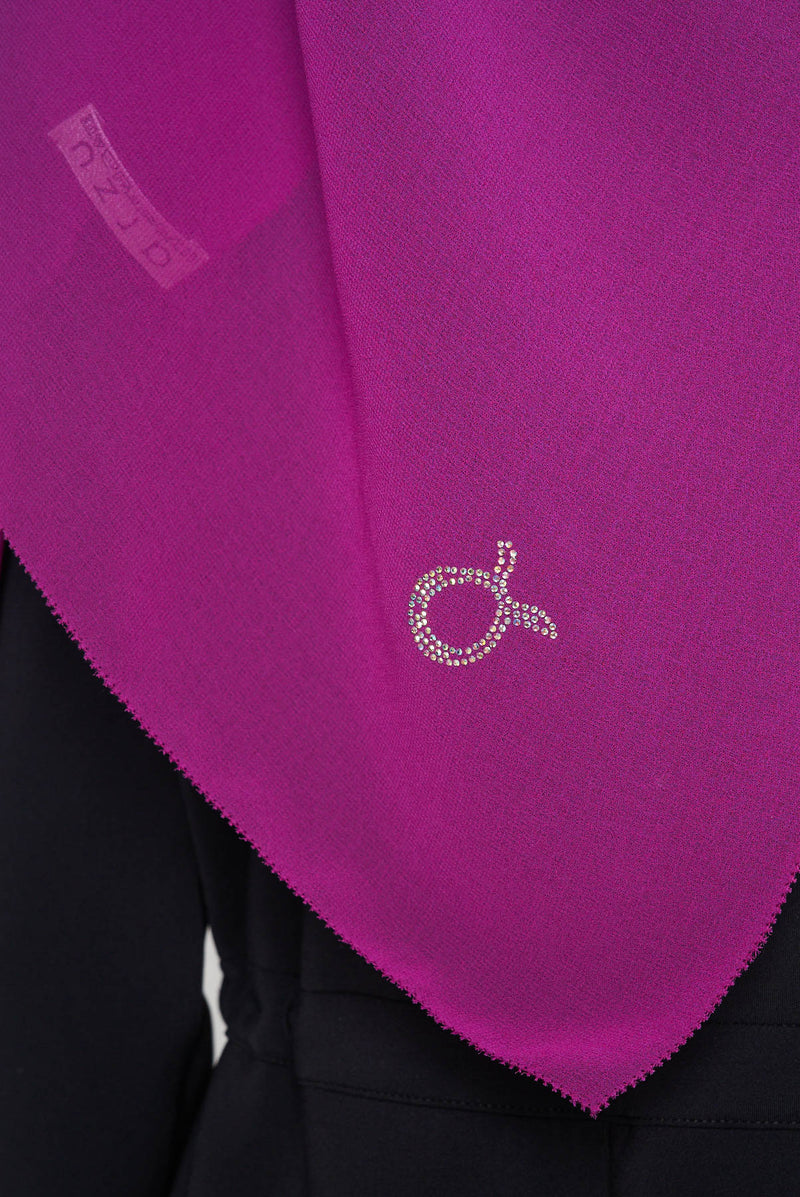 text -- magenta