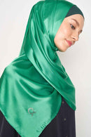 text -- high gloss emerald