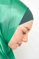 text -- high gloss emerald