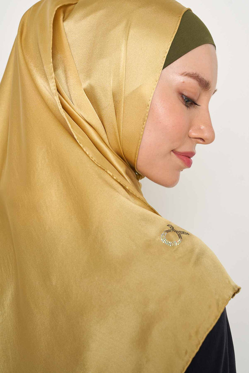 text -- high gloss regal gold
