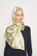 text -- high gloss luxurious brass