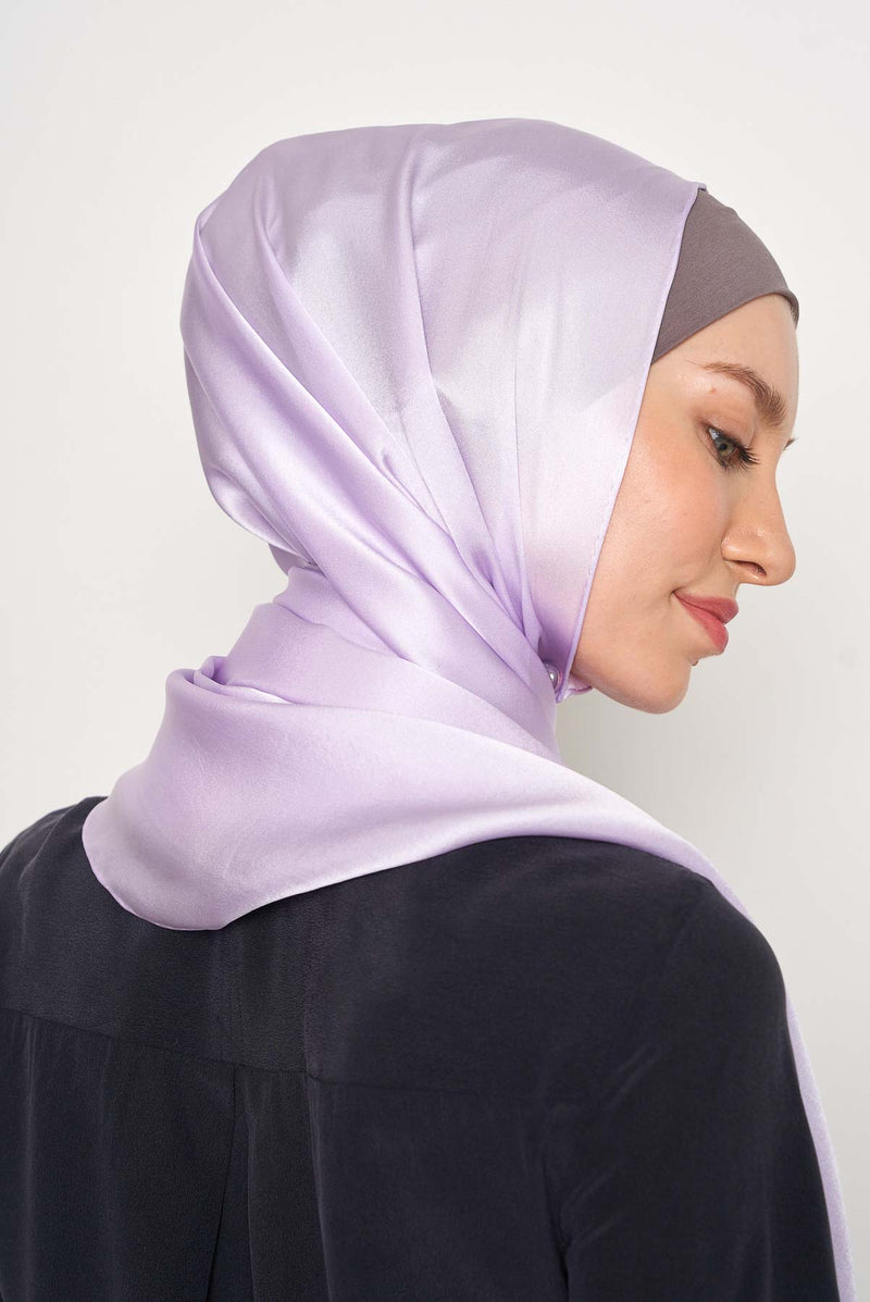 text -- high gloss gentle lilac